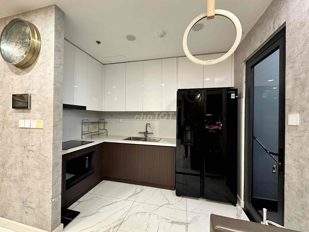 Rent Sunshine Sky City District 7 big corner 84 meters 2 bedroom 2 full Luxry interior