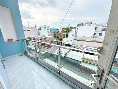 - Studio 30 meters 2 is an apartment.