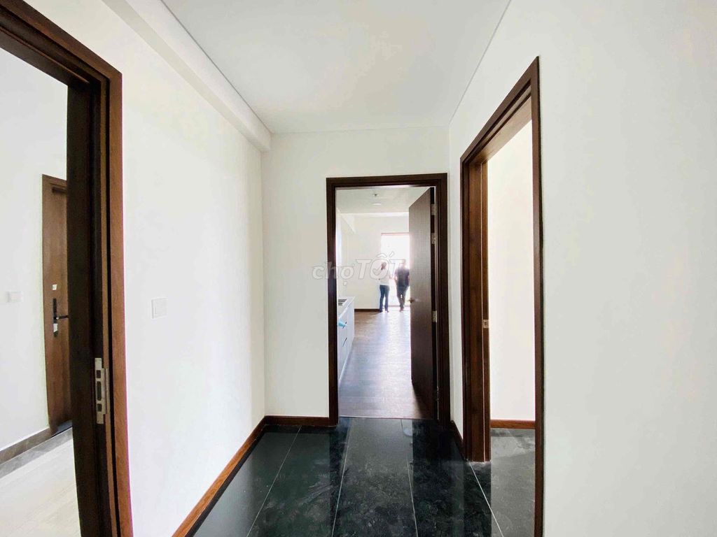Rent a studio Mizuki Park, have curtains, nice new home. The price of 1.6 million.
