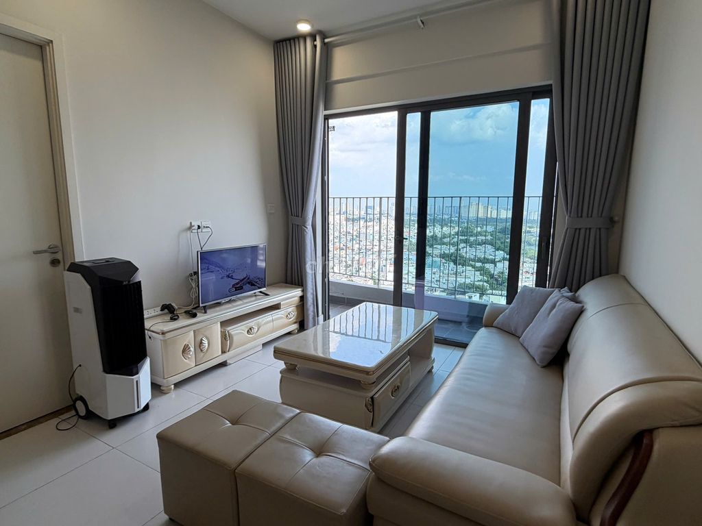 Renting Diamond Lotus District 8 two bedrooms 2 full interior toilets