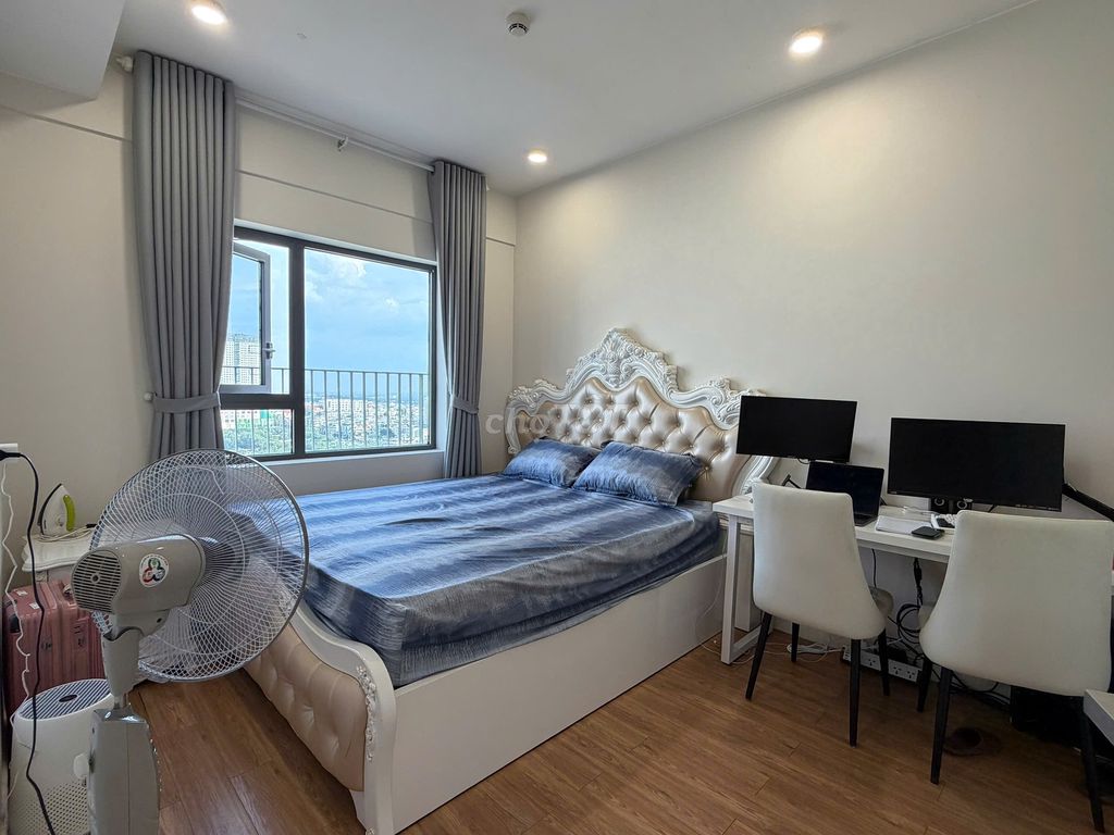 Renting Diamond Lotus District 8 two bedrooms 2 full interior toilets