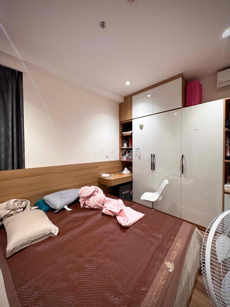 Rent Minigarden DAqua two bedrooms 71 meters2, full interior. It costs 16 million a month.
