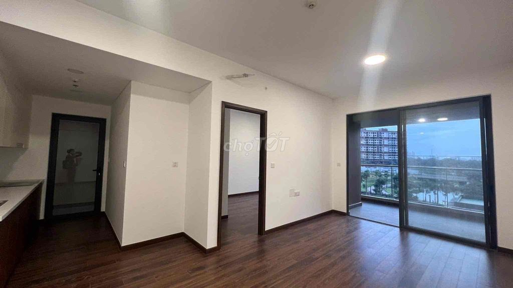 Rent an apartment in the garden, mp678 Mizuki Park, 2 bedrooms 90 m2. It's 12 million.