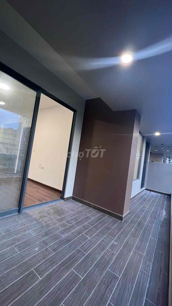 Rent an apartment in the garden, mp678 Mizuki Park, 2 bedrooms 90 m2. It's 12 million.