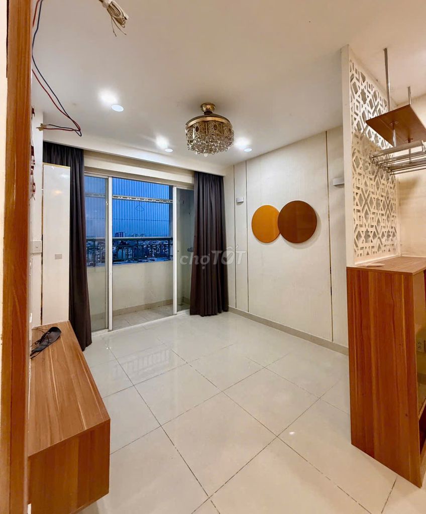 Rent the corner 3 Bedrooms; There's a 8.5 million-dollar building. Eight million.