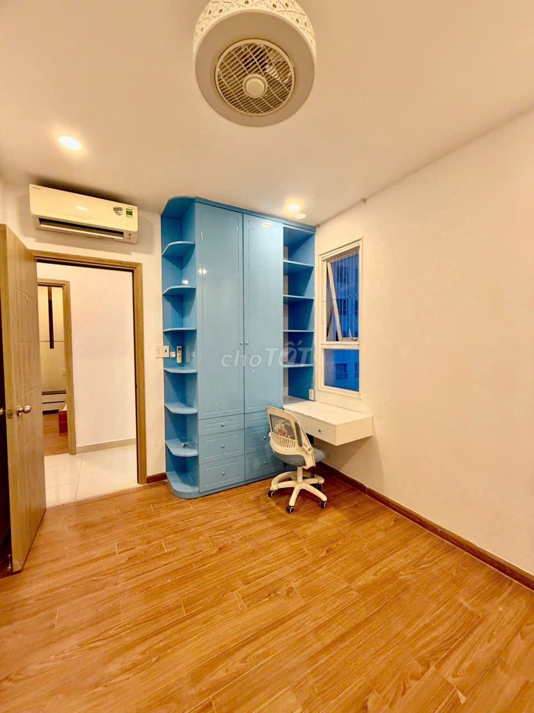 Rent the corner 3 Bedrooms; There's a 8.5 million-dollar building. Eight million.