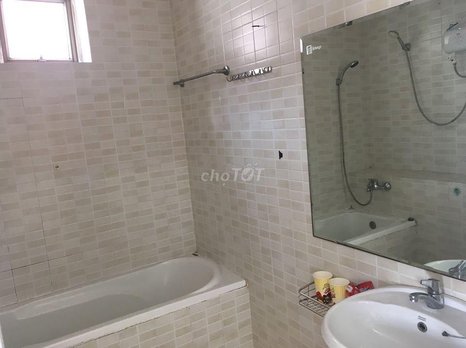 Rent Screc Tower - 81 M2 (2 bedrooms, 2 toilets) - high prices - good prices
