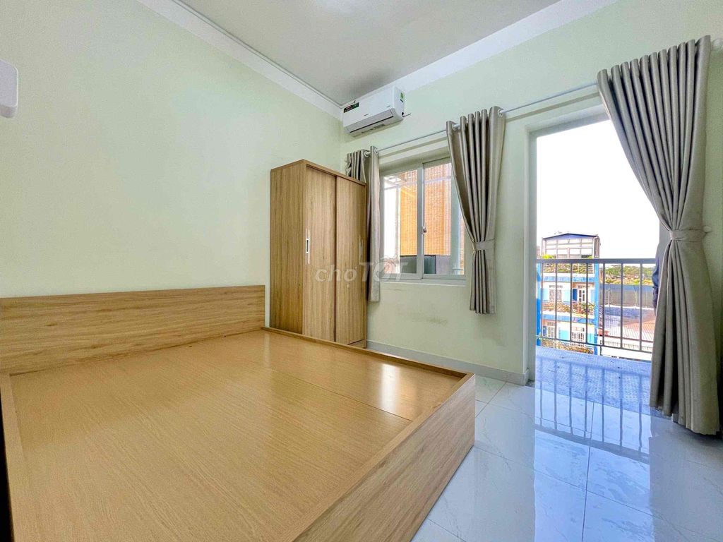 renting the new balcony studio + matching design for couples