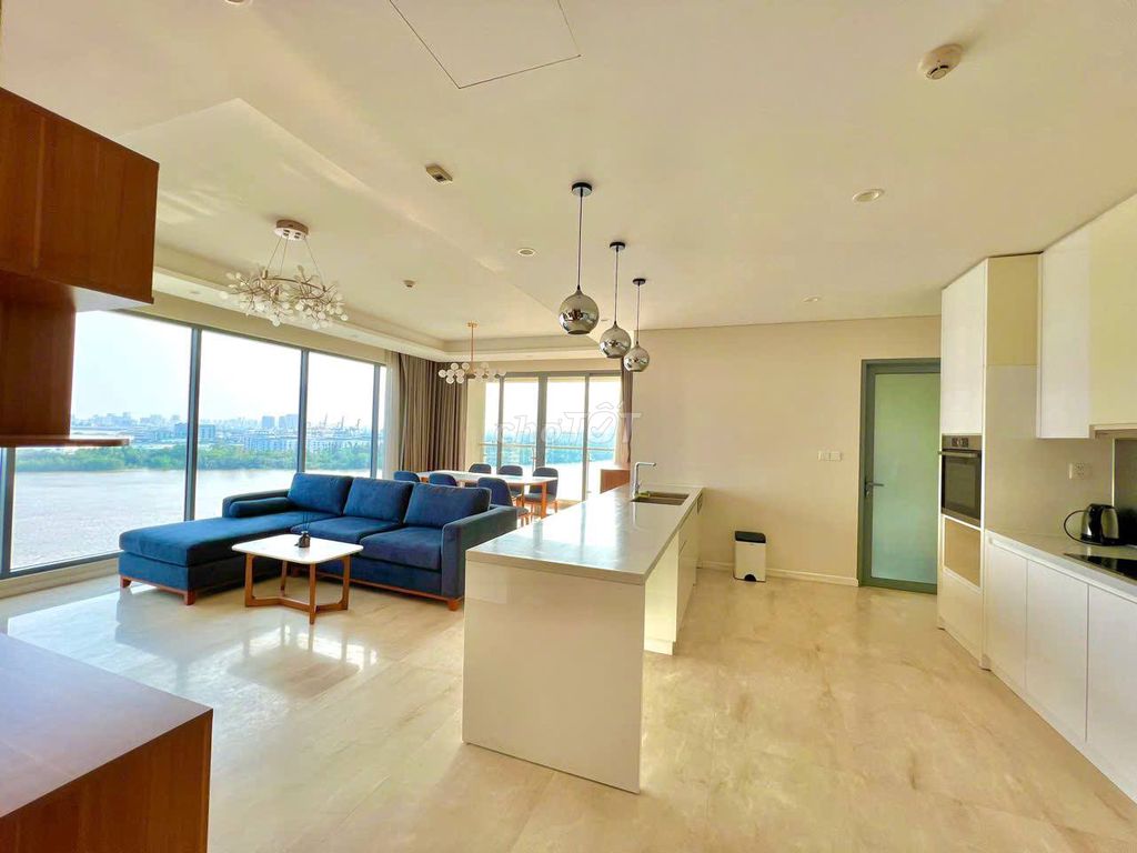 Rent a super area 4 bedrooms at 74 million and negotiated, in and out