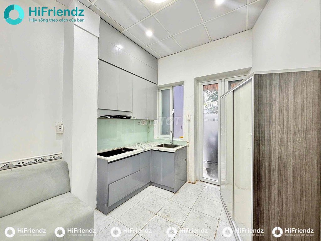 A kitchen bedroom right here in Lạc Long Quân Tân Bình full interior near medical university.