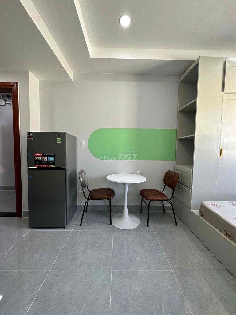 The private washing machine window apartment. Thousand thousand almonds. 10th county near 5,1