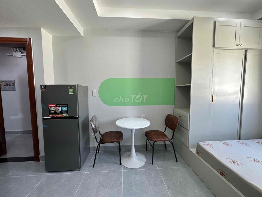 The private washing machine window apartment. Thousand thousand almonds. 10th county near 5,1