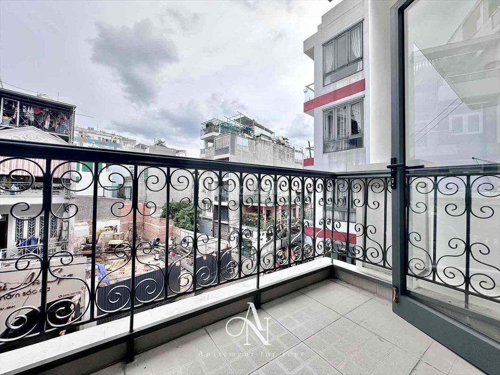apartment one Lê Văn Sỹ .Balcon bedroom, beautiful apartment, extremely convenient position
