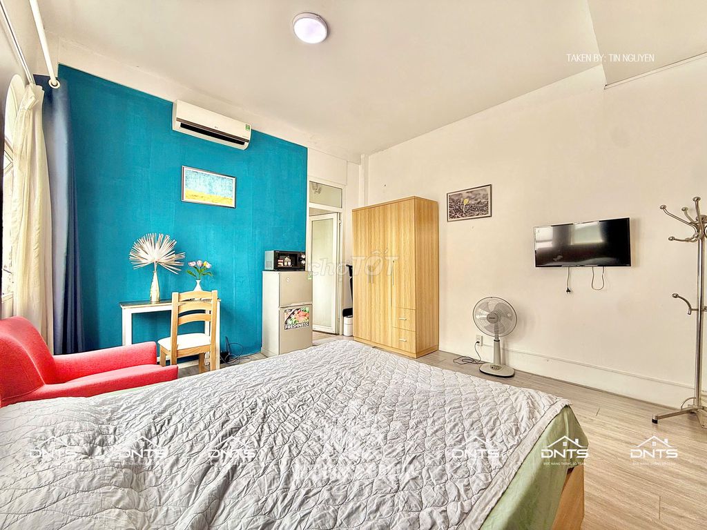 The 35mm Balcony Chamber Cleansing Rooms Near The Cinema