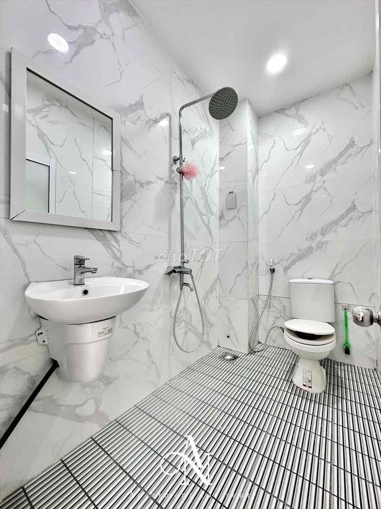 Xô Viết Nghệ Tĩnh – room 2 of a wide bedroom, balcon, beautiful