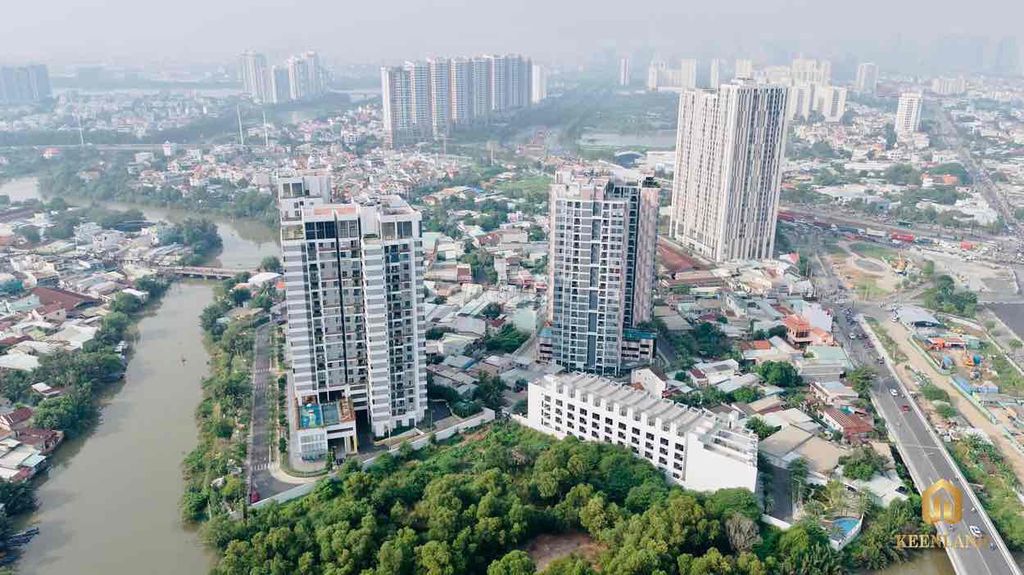 Rent the two Precia bedrooms. 2 views are good.