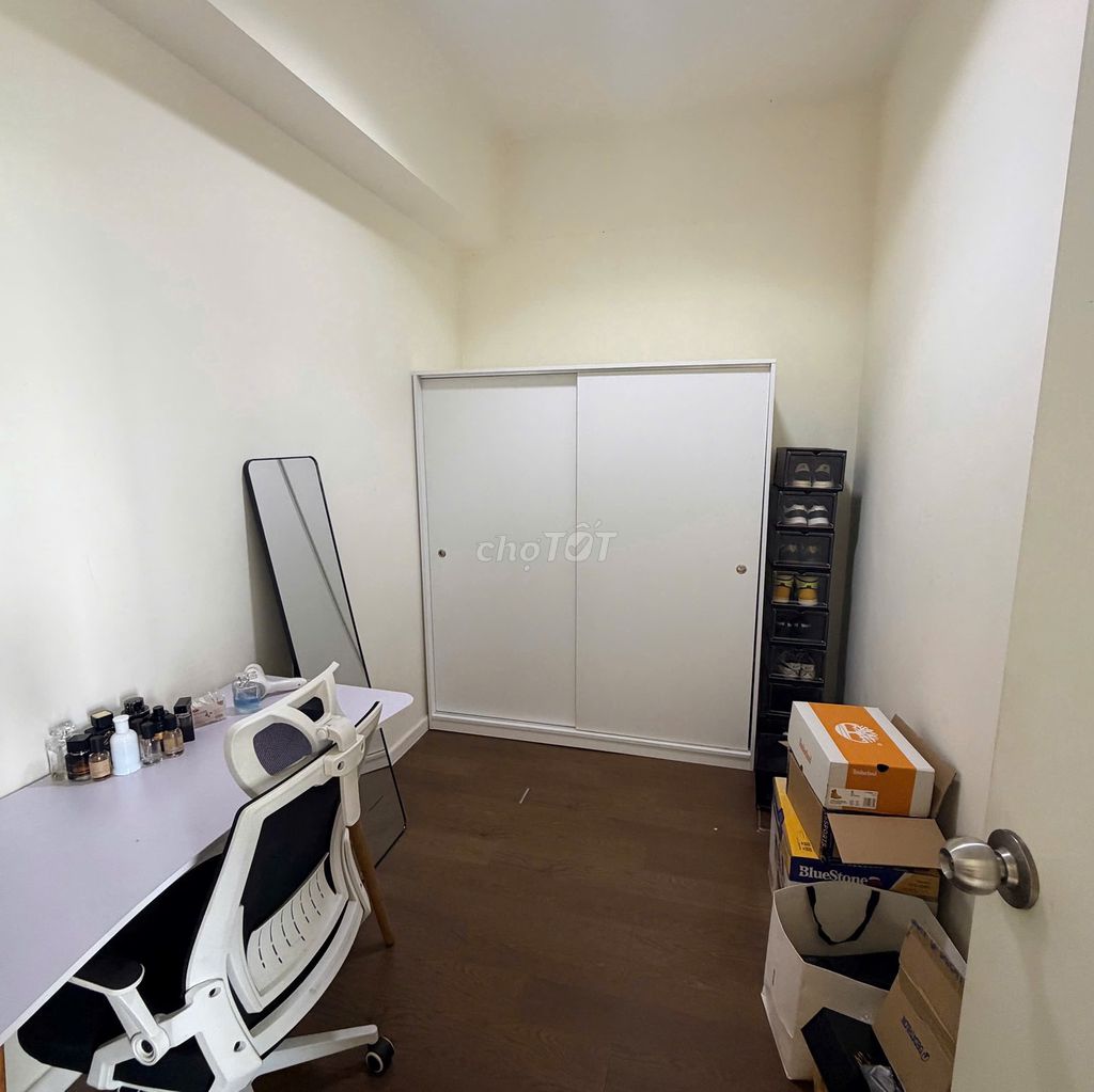Rent the two bedrooms, a toilet for only 8.5 million at The Park Residence.