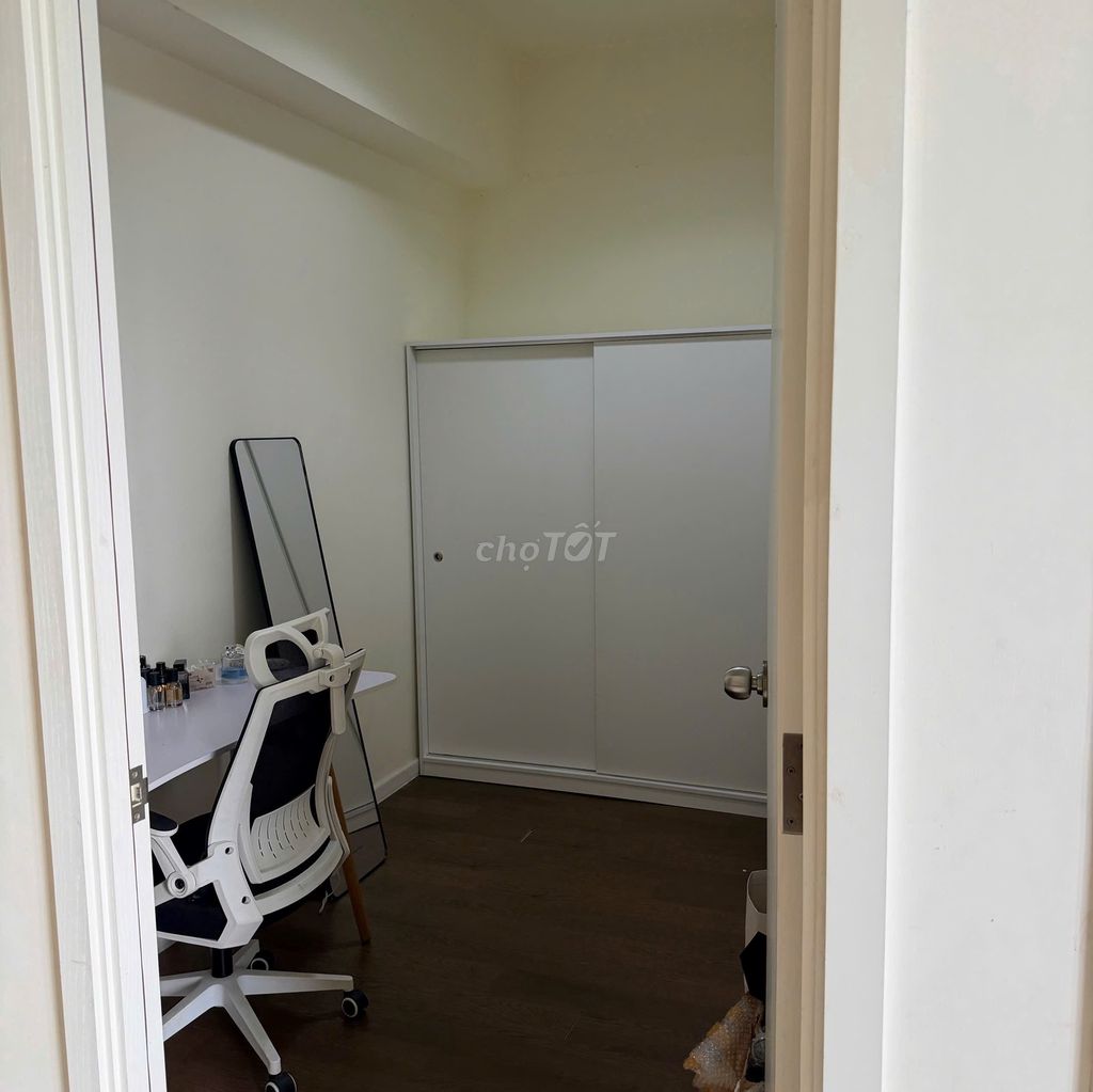 Rent the two bedrooms, a toilet for only 8.5 million at The Park Residence.