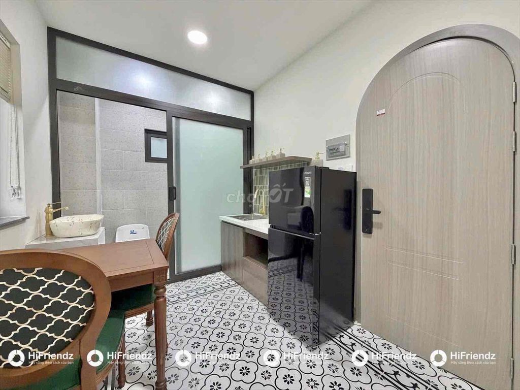 Rent studio full luxury interior behind Masteri Thảo Điền