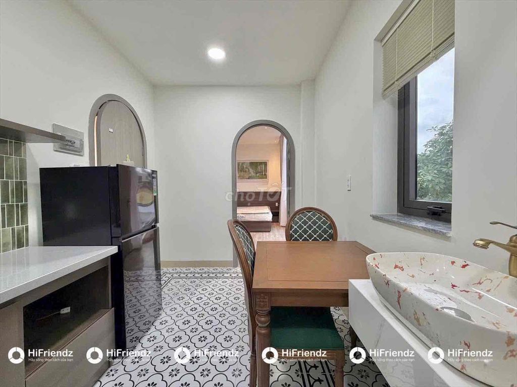 Rent studio full luxury interior behind Masteri Thảo Điền