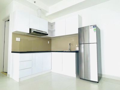 Rent 57 meters. Full interior. Go to District 1 and Peace 15-20 P.