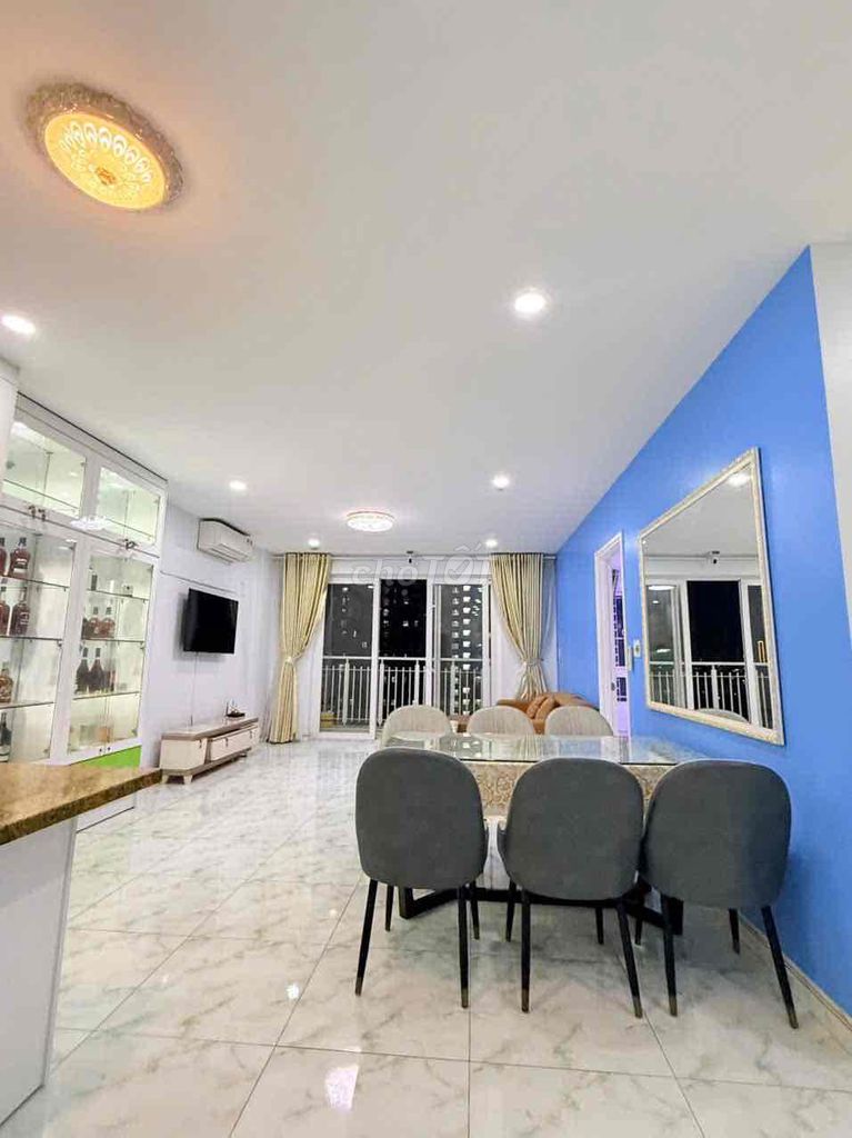 Rent apartment 221 99 m,2 rooms Full interior