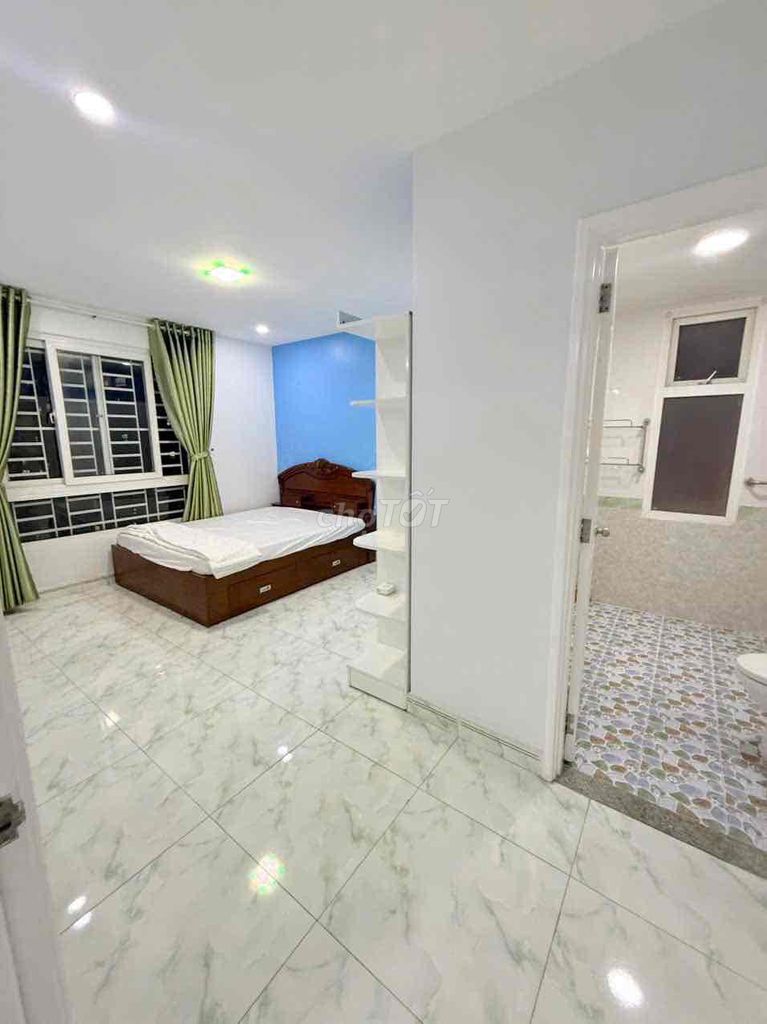 Rent apartment 221 99 m,2 rooms Full interior