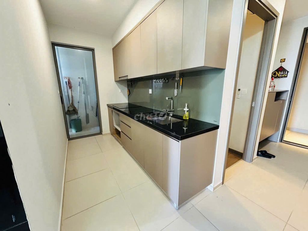 C/c M-One Gia Định, Nguyễn Bỉnh Khiêm - Rent price: 14 million a month. Two bedrooms.