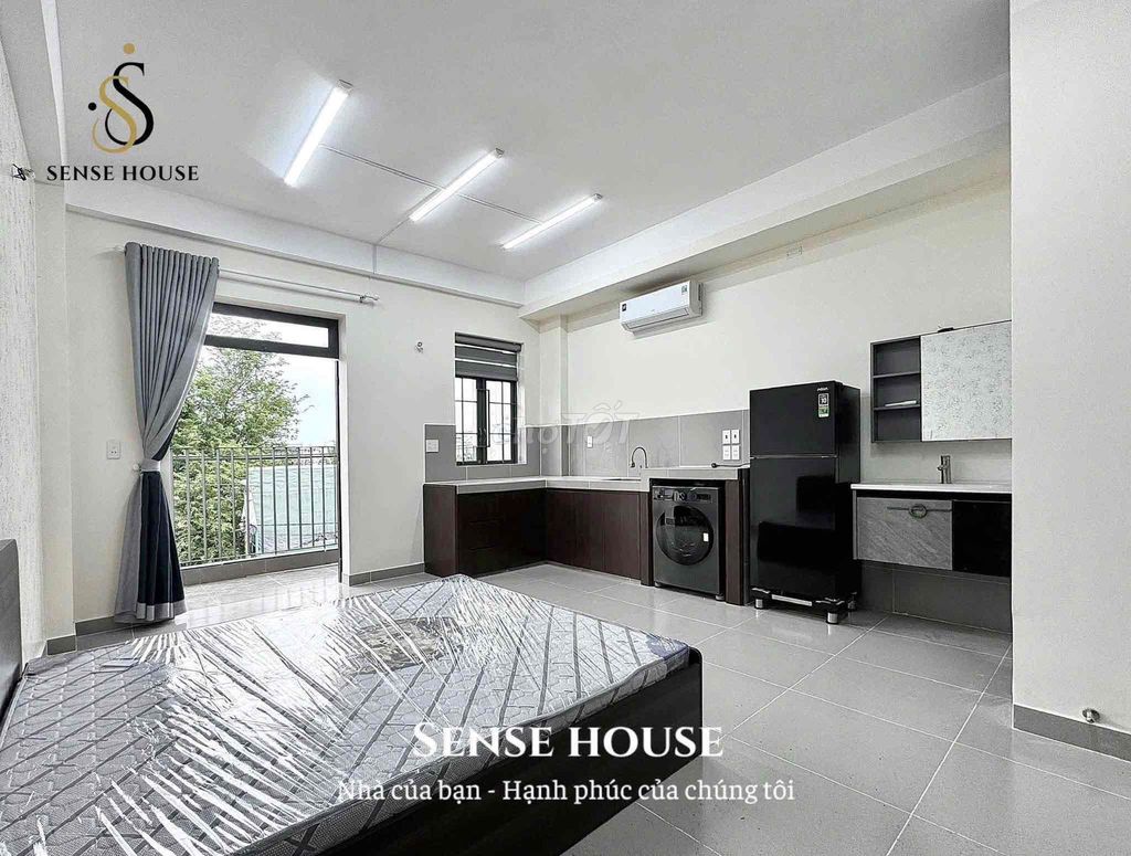 Hired for Studio Bancol full interior with a Lê Văn Sỹ elevator in District 3.