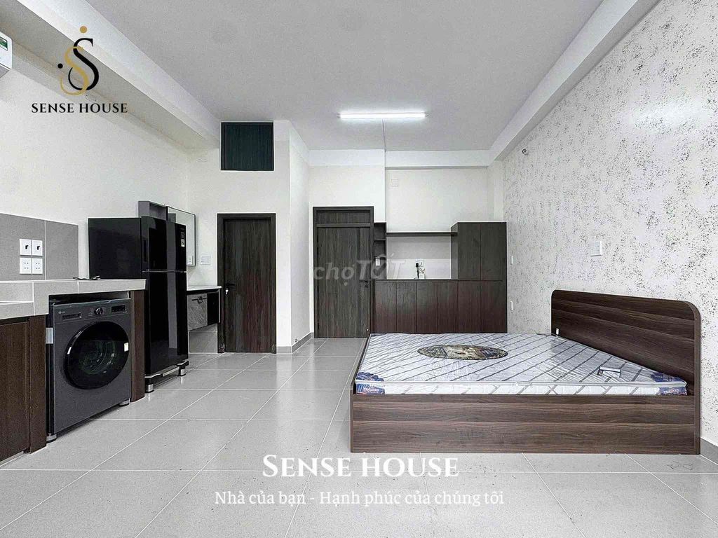 Hired for Studio Bancol full interior with a Lê Văn Sỹ elevator in District 3.