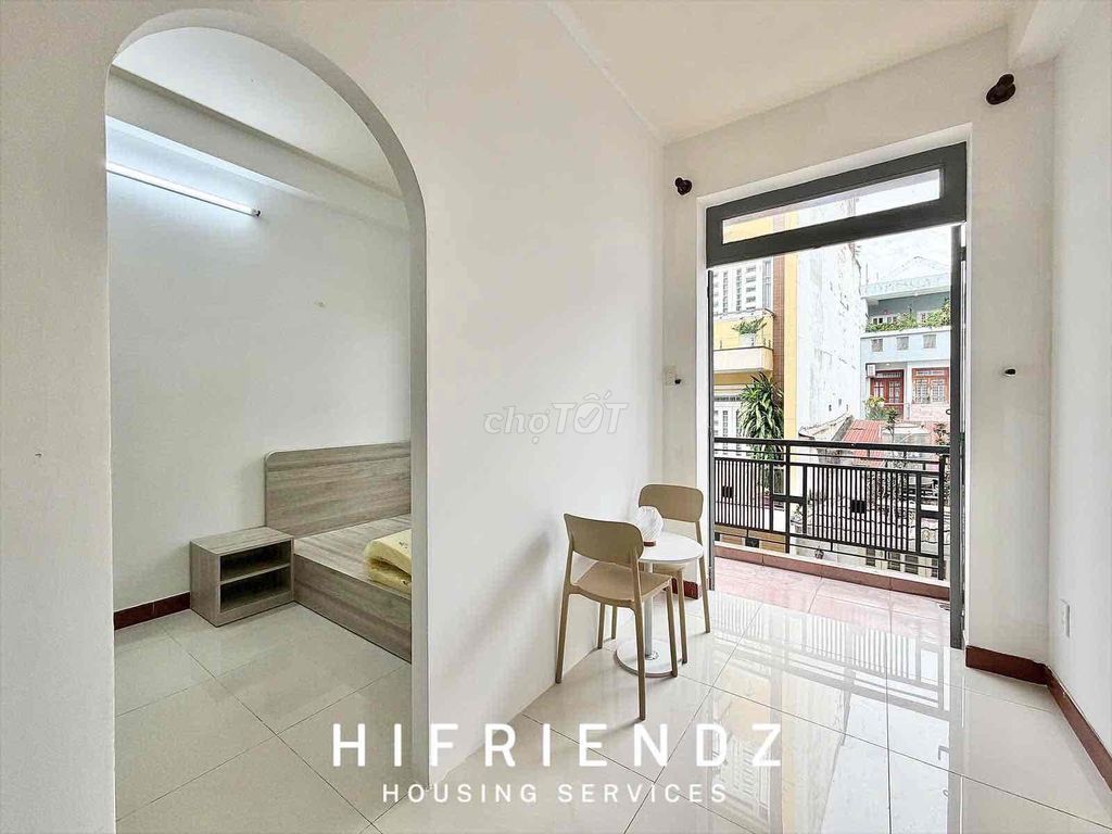 Open the new balcony kitchen house