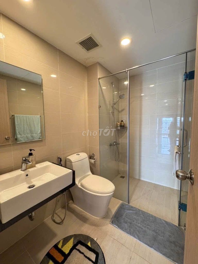 Rent Botanica Premier 1 Bedroom, $13 million.