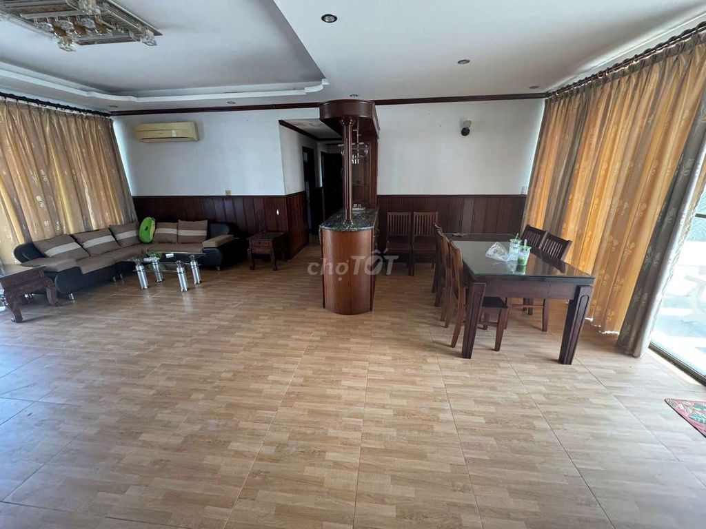 Rend it to Pentorium 1, Funky, 7th District, 192 meters, 3 bedrooms.