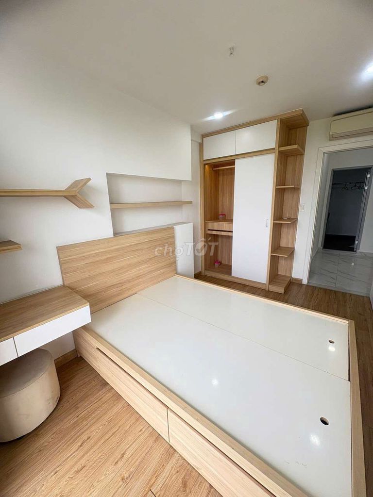 For the Home of Tebuee, the High House, 133 meters, the Mei Futrean district, 7th District, 3 bedrooms 2 toilets