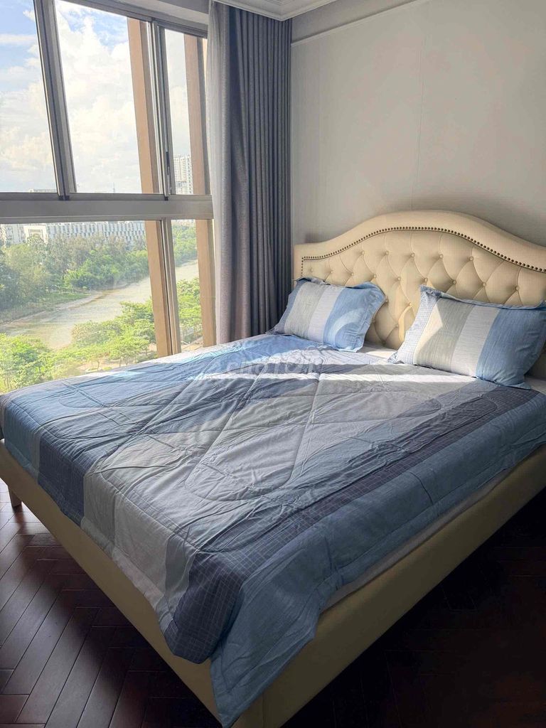 Rent the angle M6 – the softhony Midtown, rich
