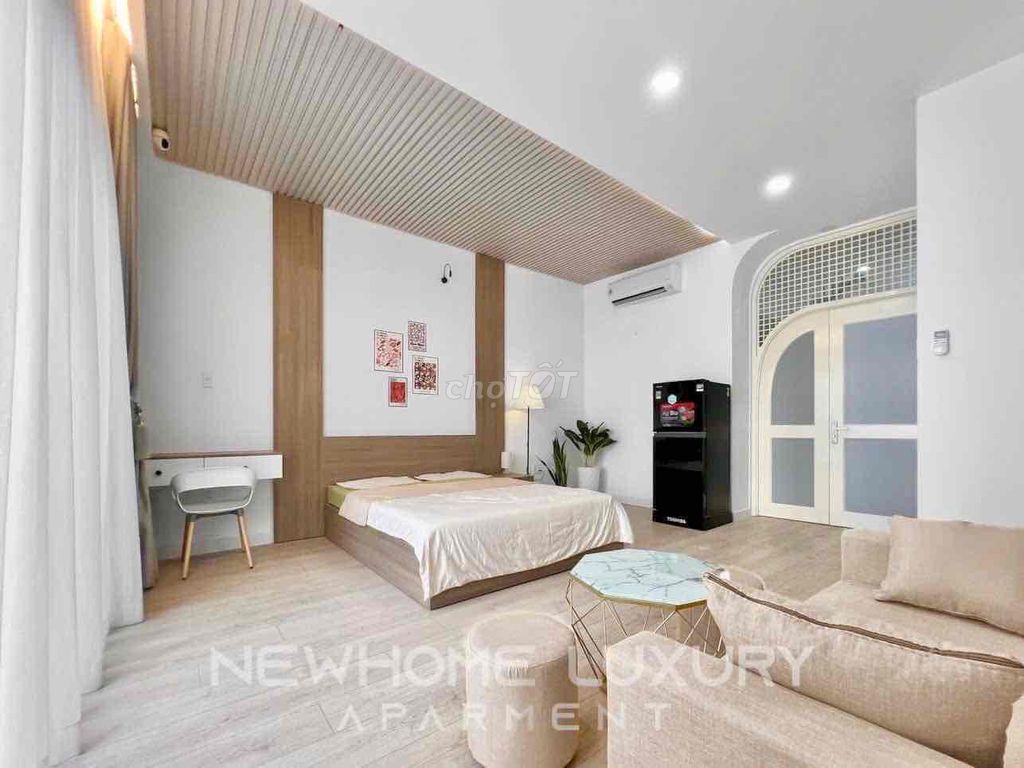 Nguyễn Văn Trỗi service apartment full of polar furniture worth living