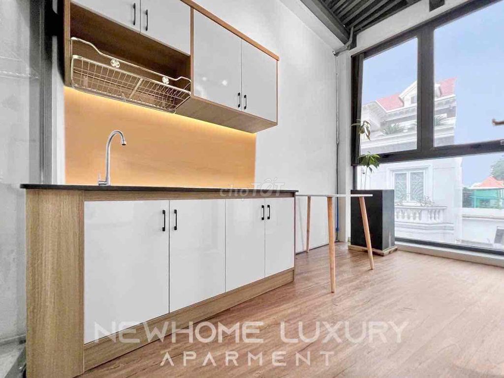 Nguyễn Văn Trỗi service apartment full of polar furniture worth living