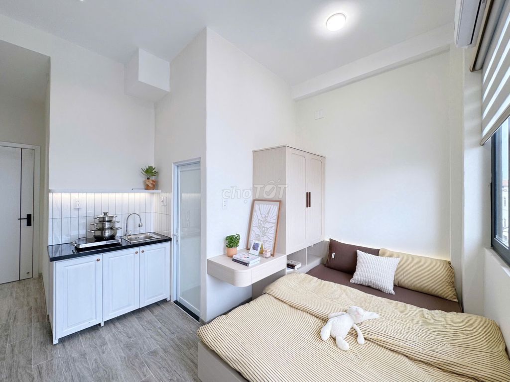 Opens the new construction apartment 100% - Hòa Bình balcony near Sen Queen