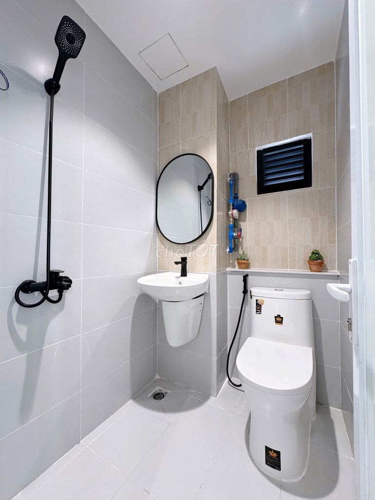 Opens the new construction apartment 100% - Hòa Bình balcony near Sen Queen
