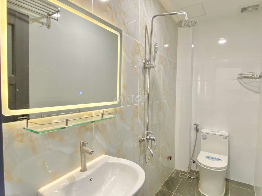 Nguyễn Trãi_Bacol_Small interior hurry hands