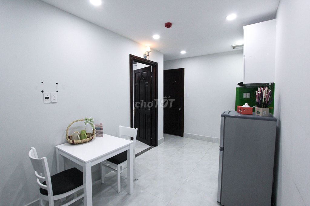 Rent a full bedroom 40 M2 7th district.