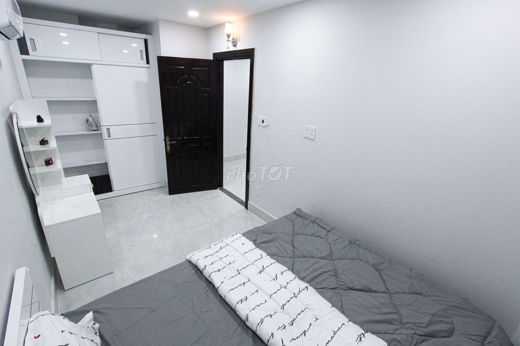 Rent a full bedroom 40 M2 7th district.