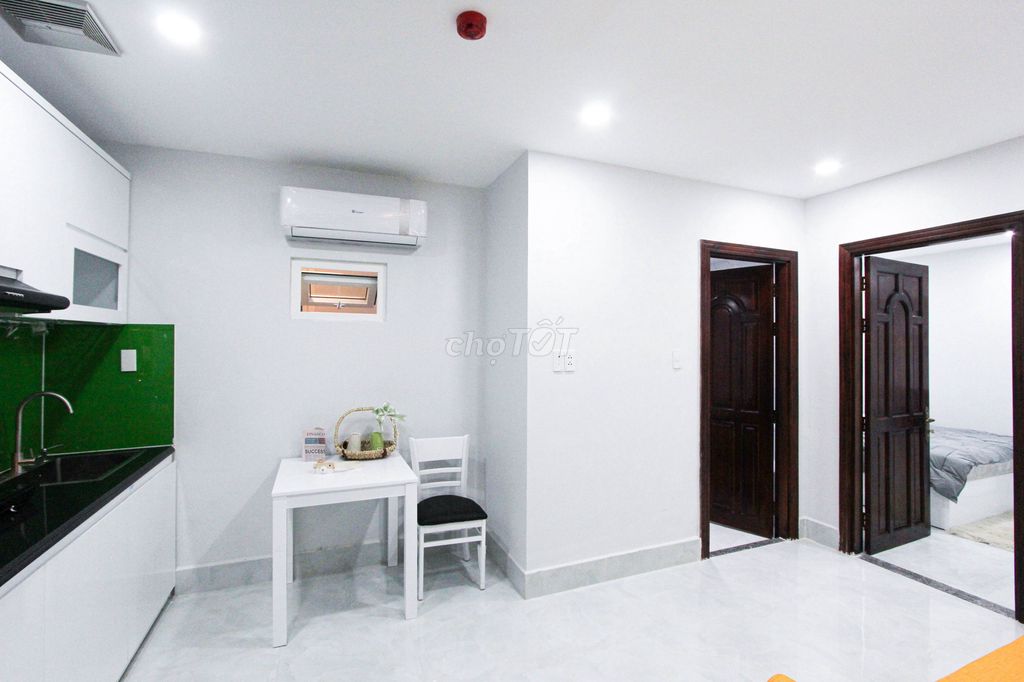 Rent a full bedroom 40 M2 7th district.