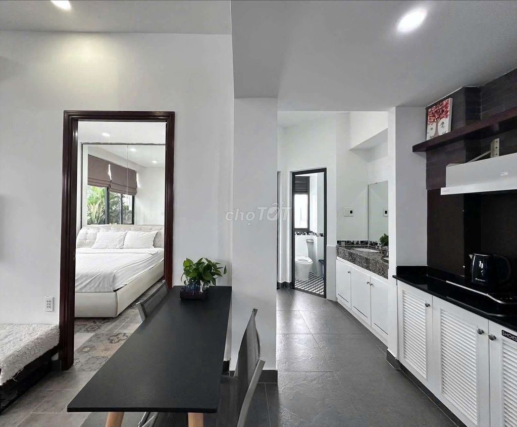 Rent Studio's Watch. One Tân Bình Bedroom, near Tan Son Nhut Airport.