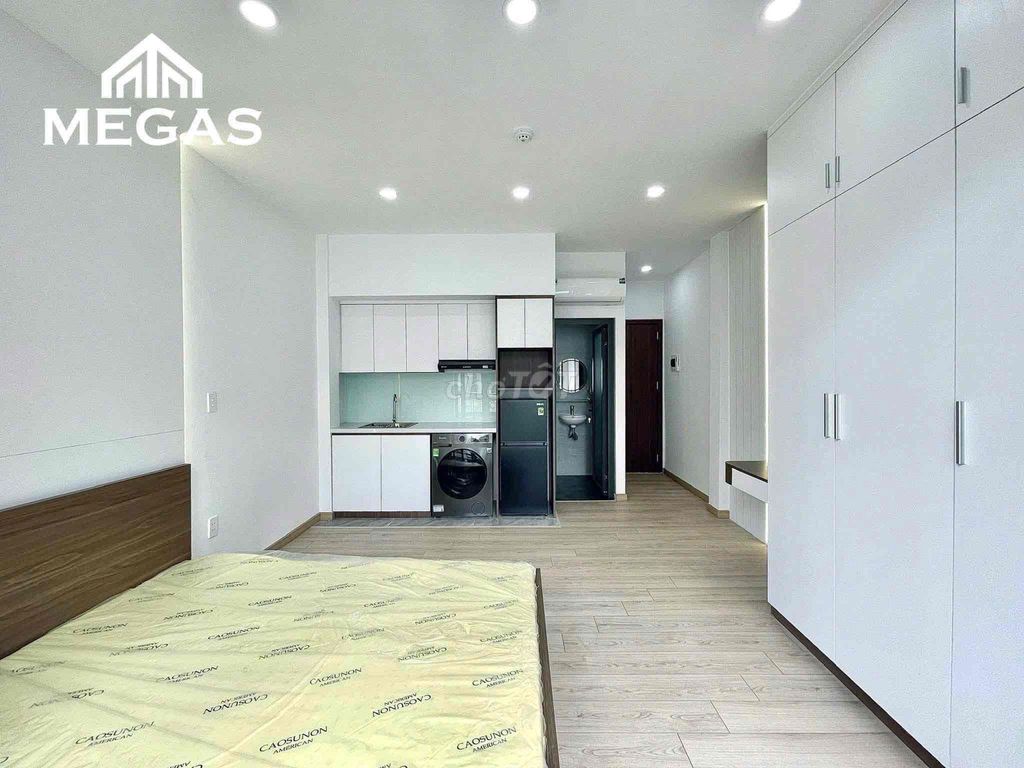 Rent apartment full balcony furniture. 30 meters, Litute Chiefs 3