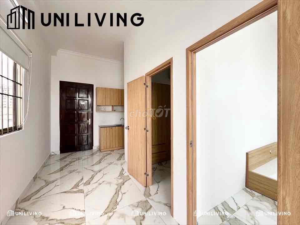 Hot! 2 Long-Stalmall Bedrooms - Many Big Windows Near Blue Rows