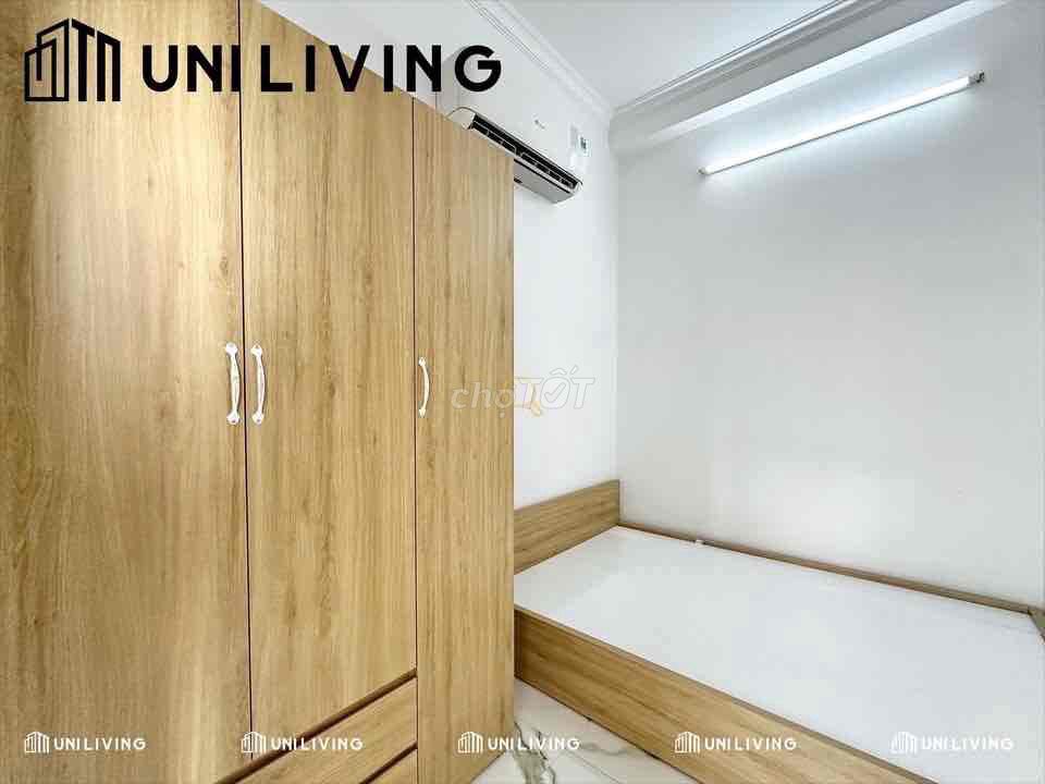 Hot! 2 Long-Stalmall Bedrooms - Many Big Windows Near Blue Rows
