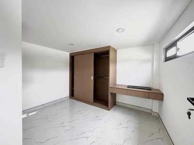 We'll have to rent the super dupox up to 2 meters modern, Bình Thạnh.