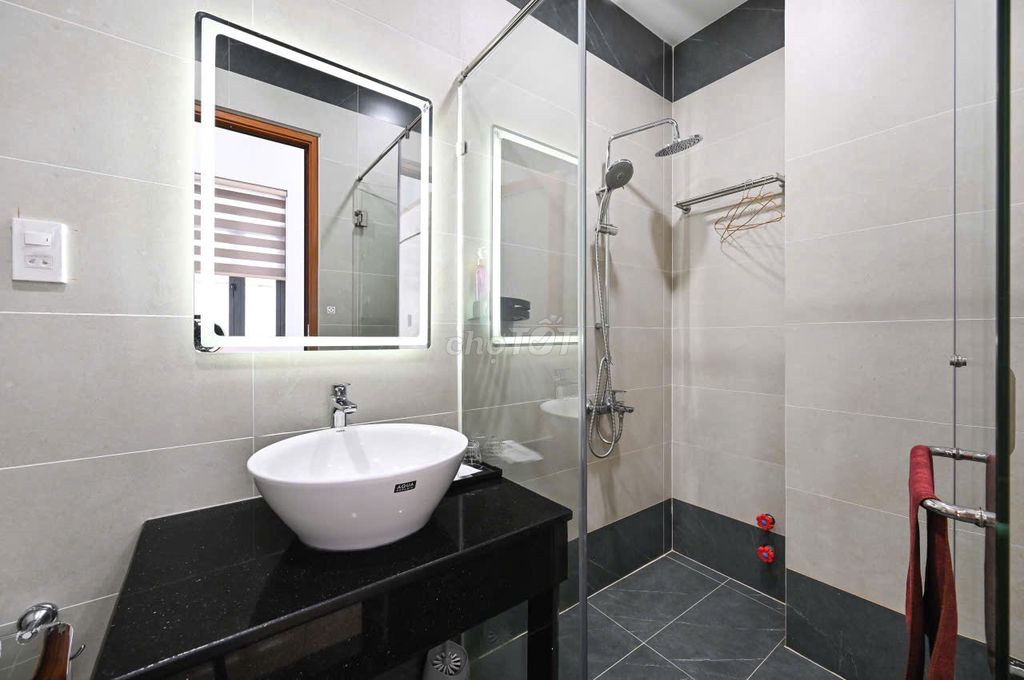 rented studio full interior