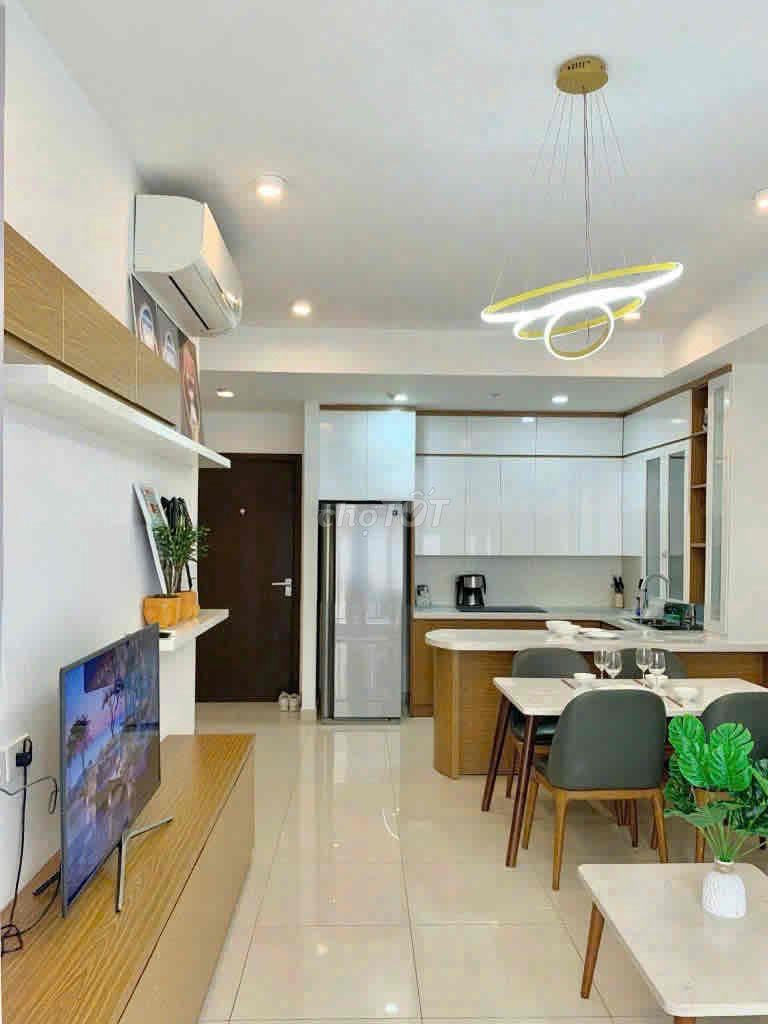 The Tresor apartment, two full bedrooms, all in place.